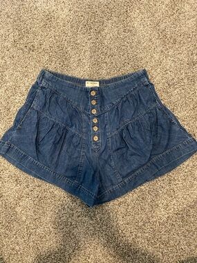 We The Free Fleur Denim Women’s Shorts - size medium